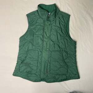 Croft & Barrow Green Quilted Vest Women’s Petite PM Snap Front